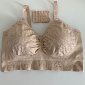 Kindred Bravely Sublime hands-free pumping bra